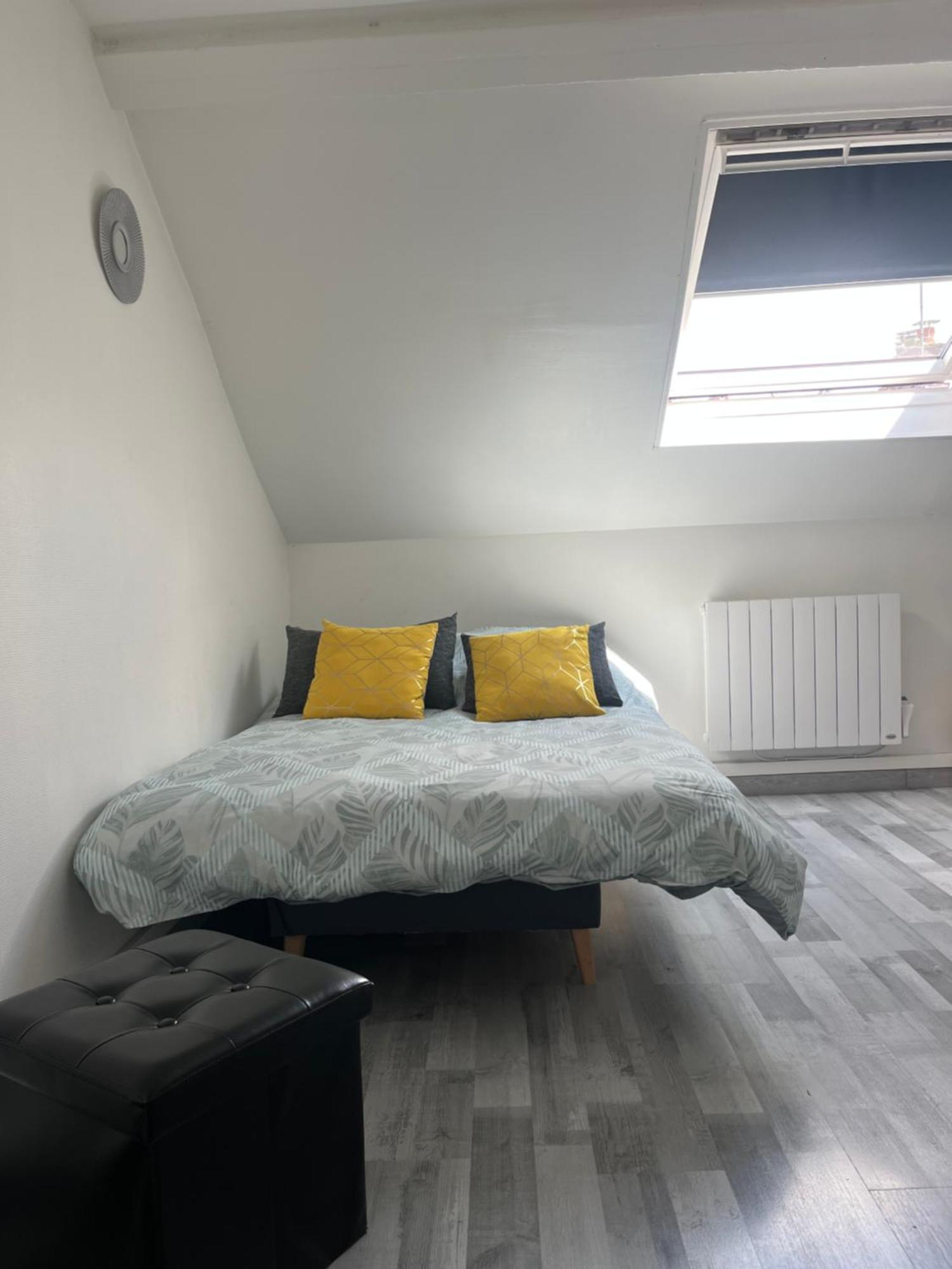 Studio / Chambre Calme Pres De L'Etang St Pierre. อาเมียงส์ ภายนอก รูปภาพ